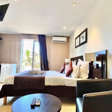 Hotel M'Lys Конакри Екстериор снимка