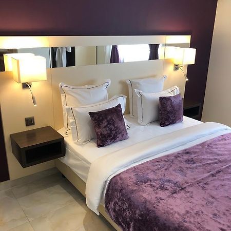 Hotel M'Lys Конакри Екстериор снимка