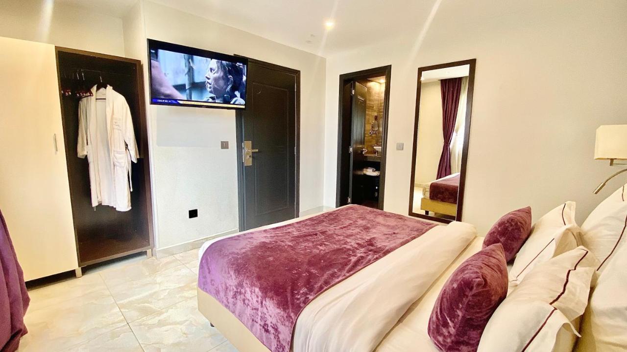 Hotel M'Lys Конакри Екстериор снимка